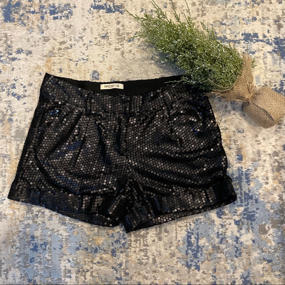 Womens Arden B sequin shorts Size S
